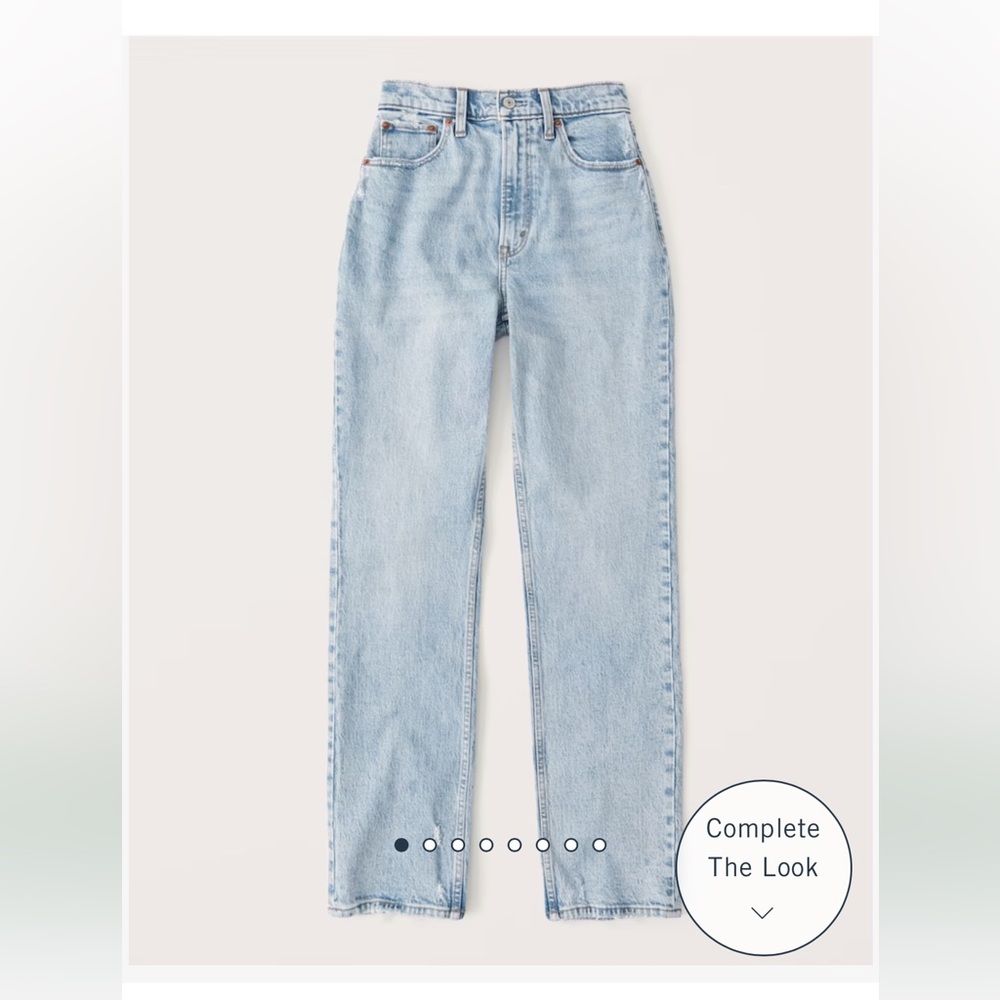 Abercrombie Curve Love Ultra High Rise 90s Straight Jean - Light, 27R